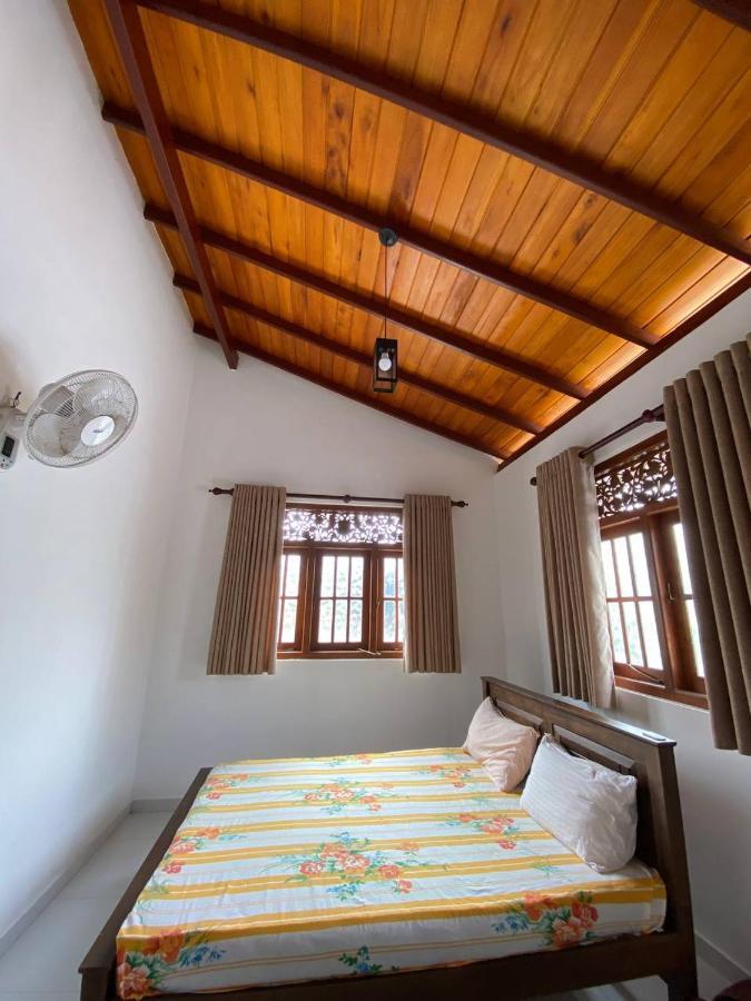 Ceylonia Guest Otel Weligama Dış mekan fotoğraf