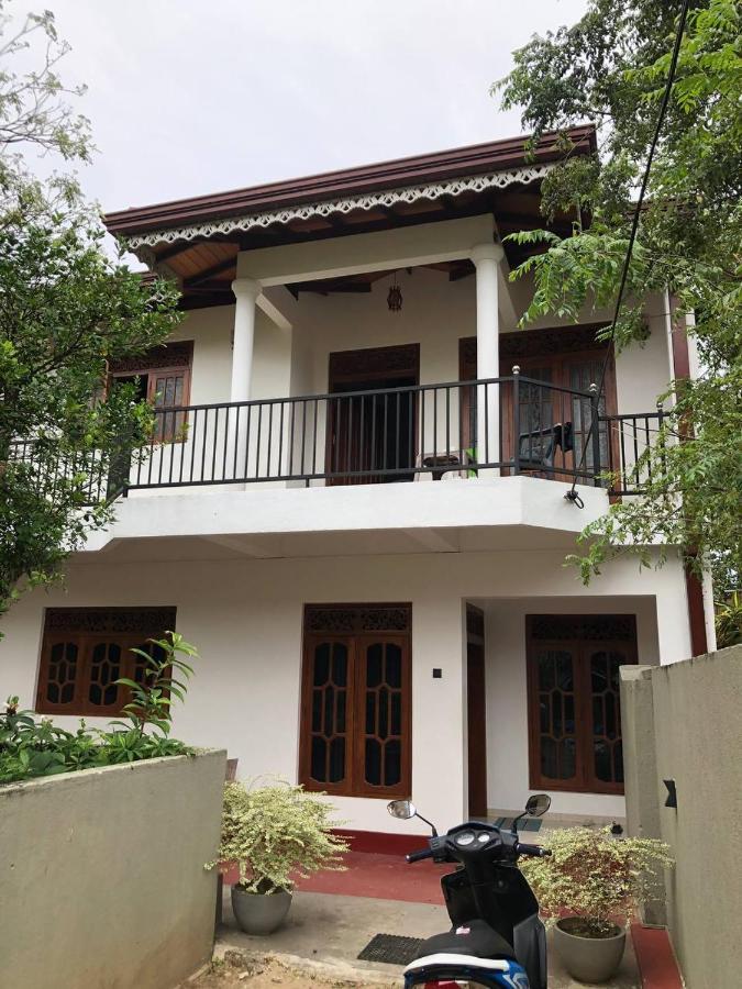 Ceylonia Guest Otel Weligama Dış mekan fotoğraf